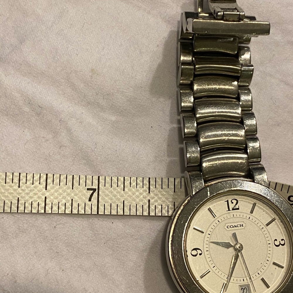 Watch - Picture 2 of 8